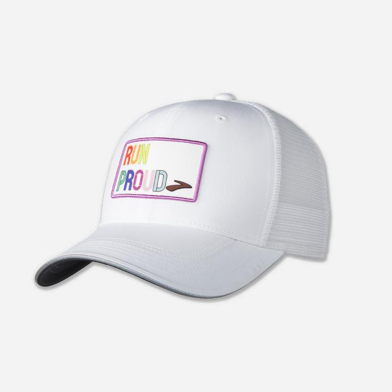 Brooks Discovery Trucker NZ - Women's Running Hat - White/Run Proud (75392-ANTH)